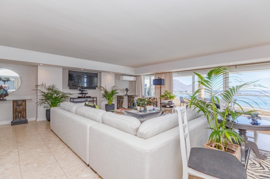 To Let 3 Bedroom Property for Rent in Clifton Western Cape